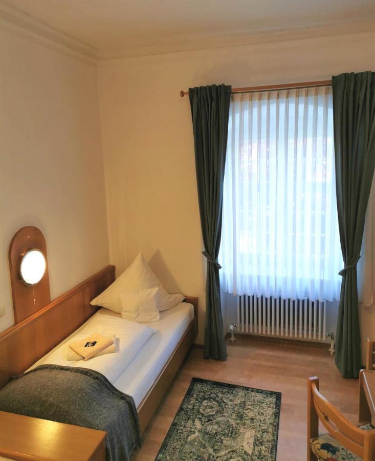 Gaestehaus Reisinger Straubing Exteriér fotografie